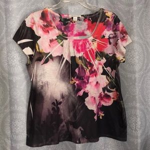 Coldwater Creek floral T-shirt. Rounded neckline, baby doll style cut. Size L